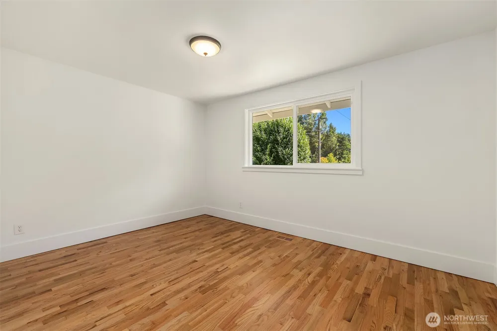 22005 78th Place W Edmonds, WA 98026
