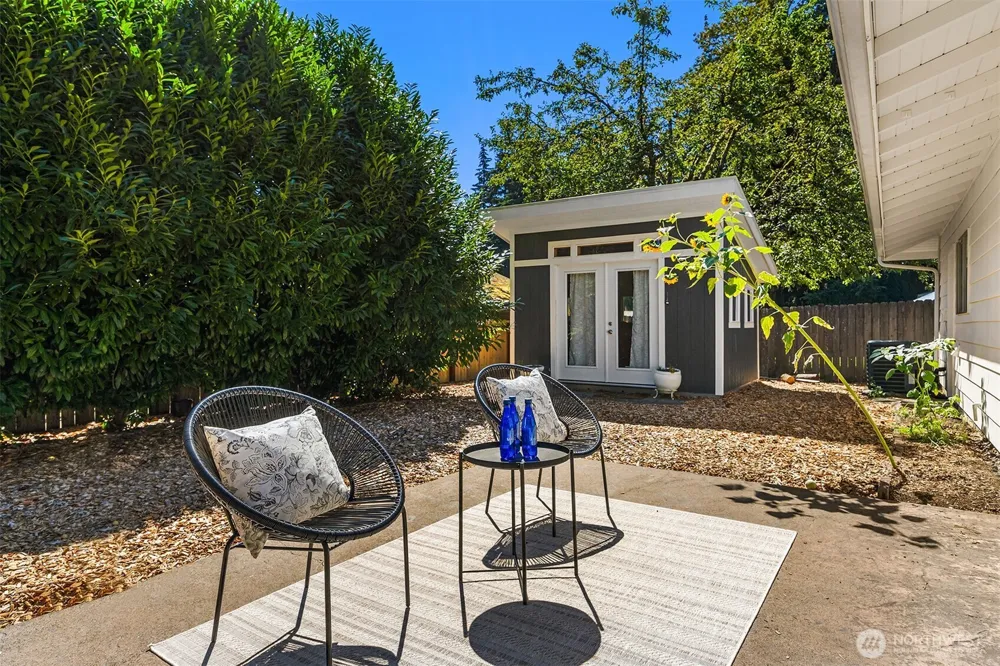 22005 78th Place W Edmonds, WA 98026