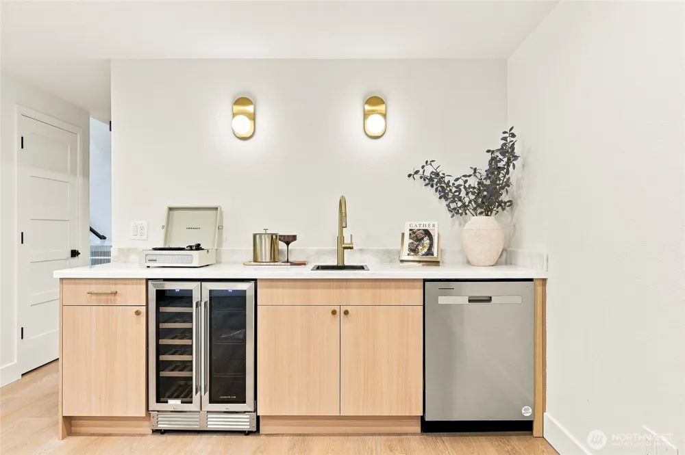 4418 144th Place SW Lynnwood, WA 98087