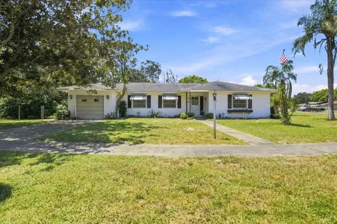 7222 HOLIDAY DRIVE