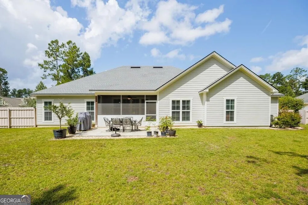 3754 Knights Mill DR Valdosta, GA 31605