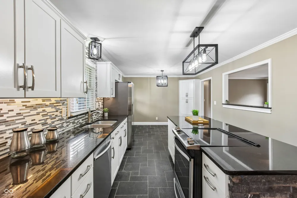 52 Dawn Drive Franklin, IN 46131