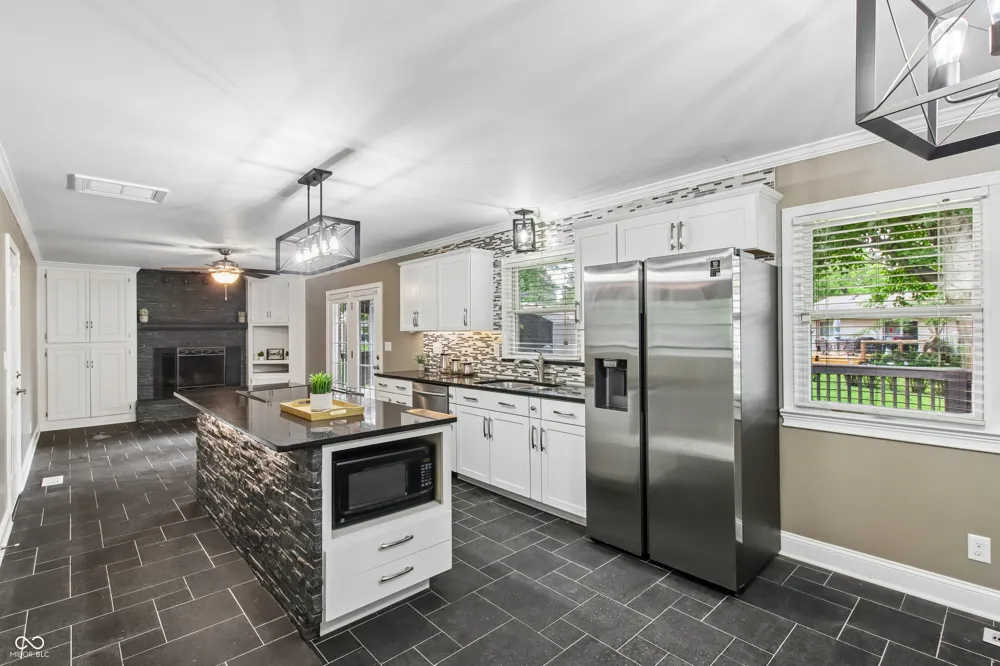 52 Dawn Drive Franklin, IN 46131