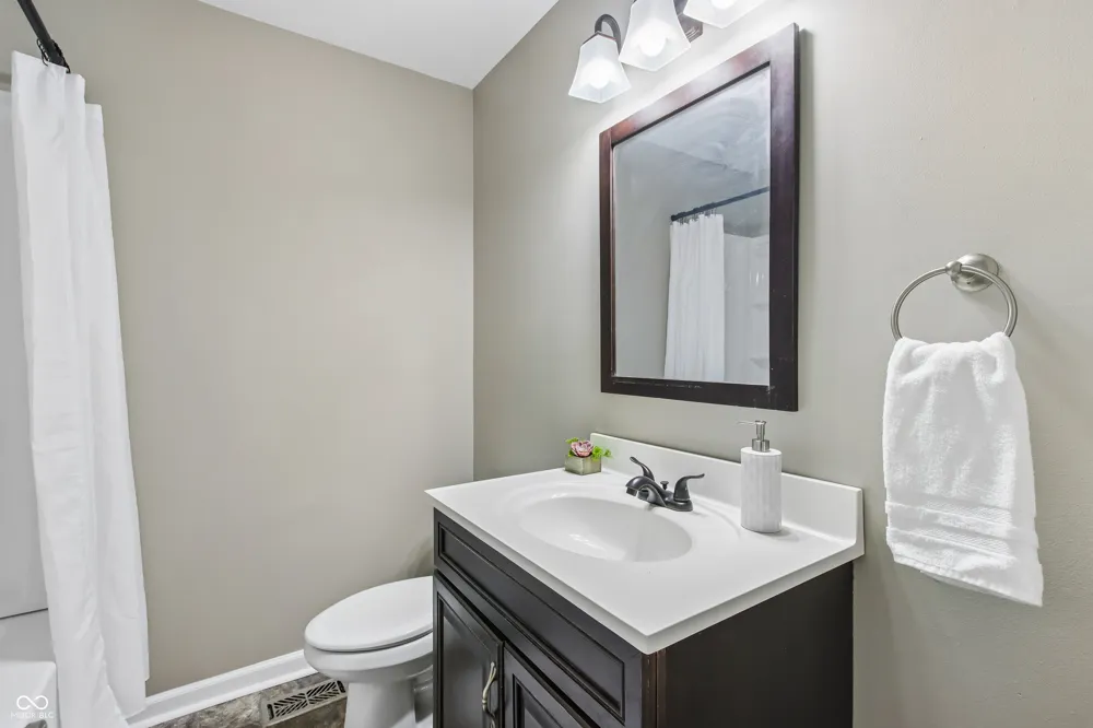 52 Dawn Drive Franklin, IN 46131