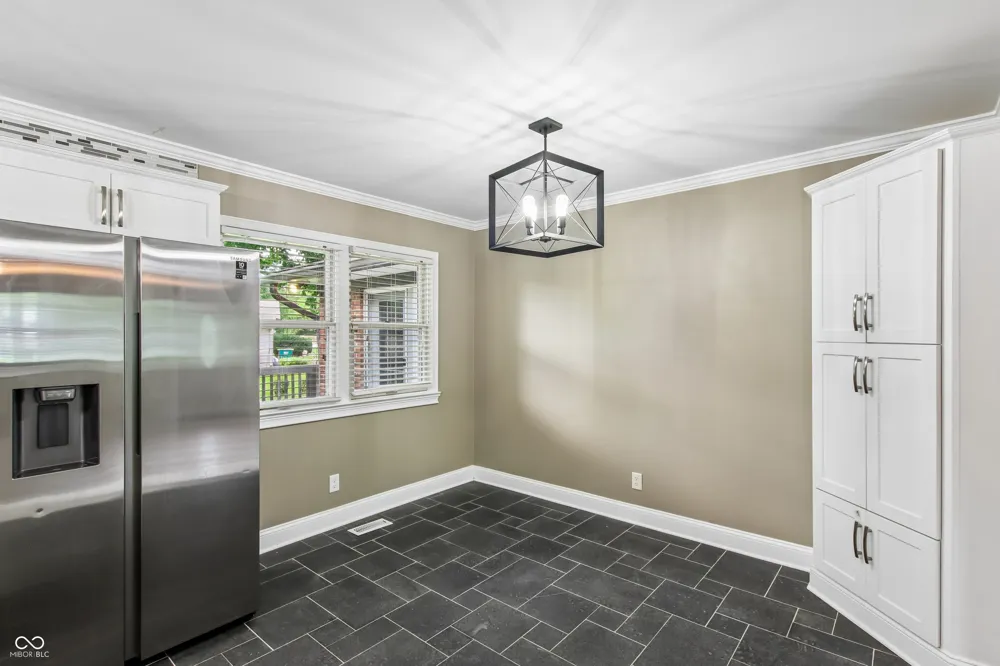52 Dawn Drive Franklin, IN 46131