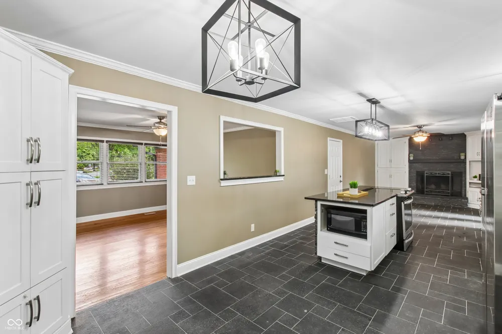 52 Dawn Drive Franklin, IN 46131