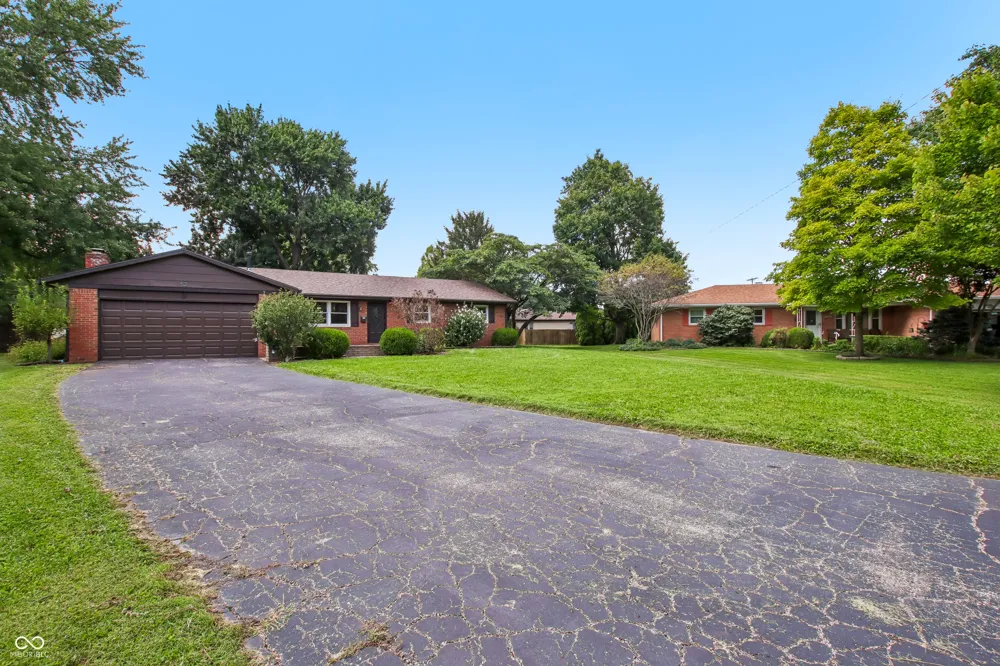 52 Dawn Drive Franklin, IN 46131