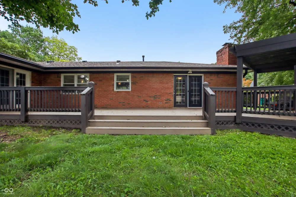 52 Dawn Drive Franklin, IN 46131