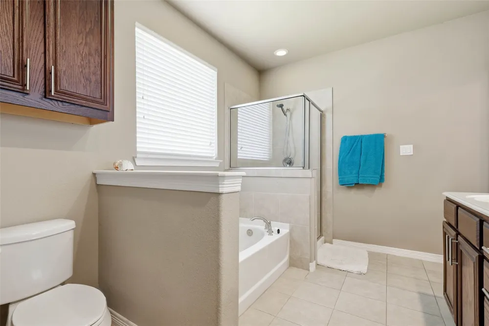 4908 Lake Park Drive Sanger, TX 76266