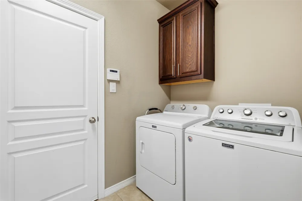 4908 Lake Park Drive Sanger, TX 76266