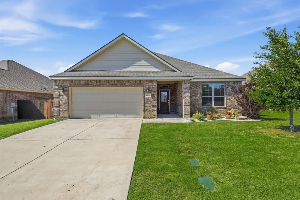 4908 Lake Park Drive Sanger, TX 76266