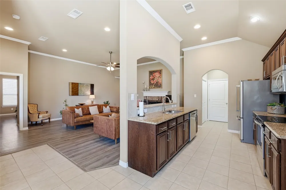 4908 Lake Park Drive Sanger, TX 76266