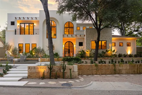 8215 San Cristobal Drive
