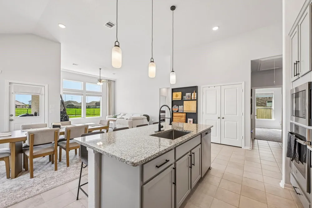 409 Chardonnay Drive Alvin, TX 77511