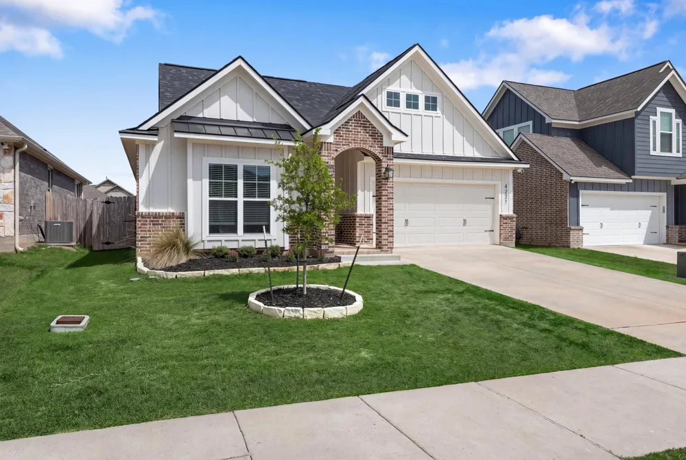 6221 Wilkesboro Drive College Station, TX 77845