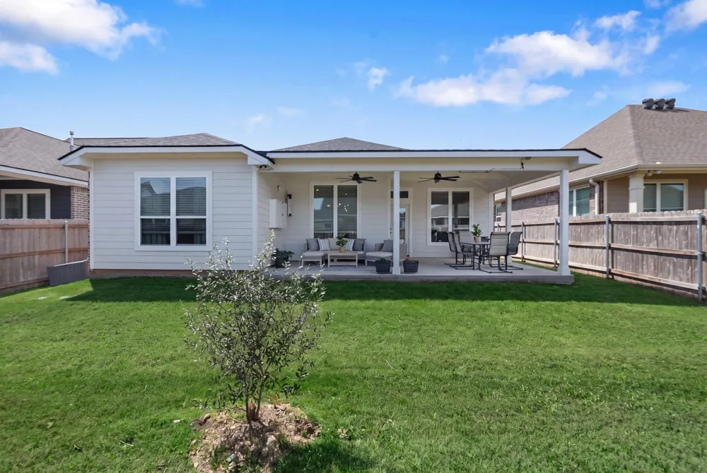 6221 Wilkesboro Drive College Station, TX 77845