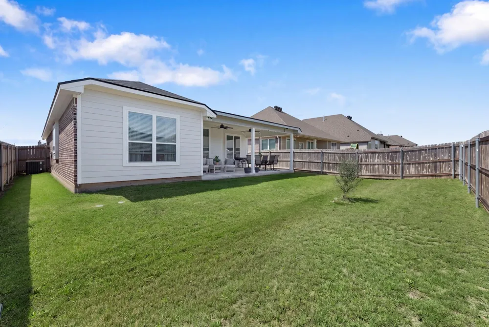 6221 Wilkesboro Drive College Station, TX 77845