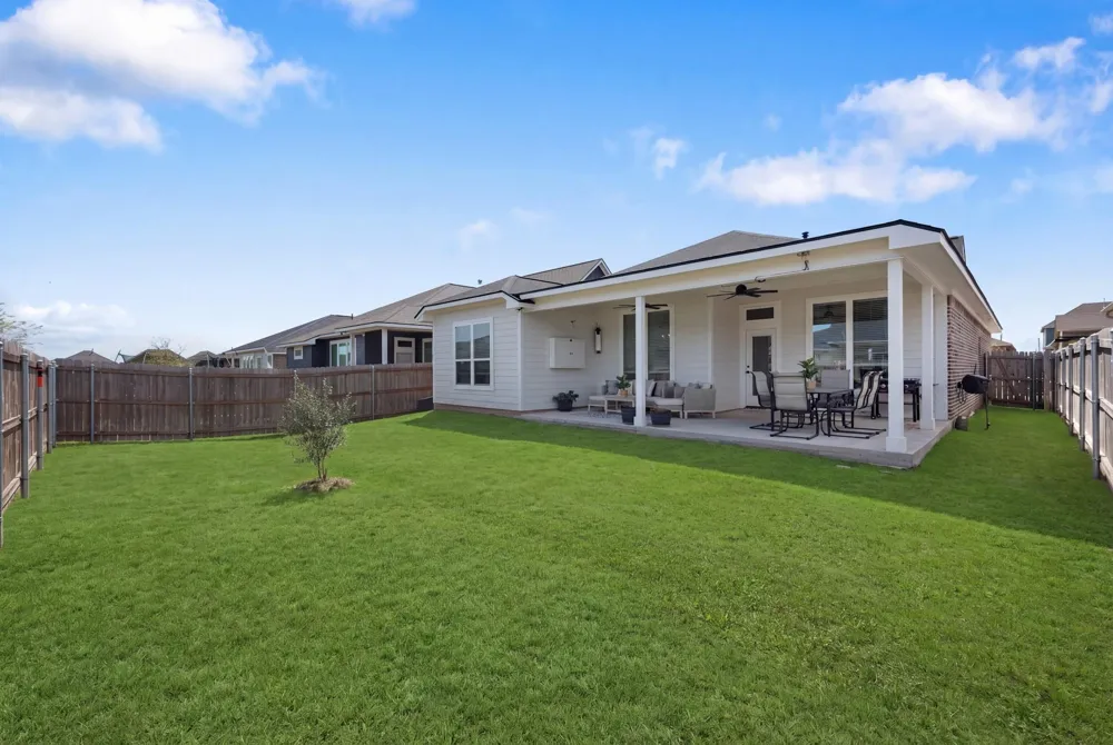 6221 Wilkesboro Drive College Station, TX 77845