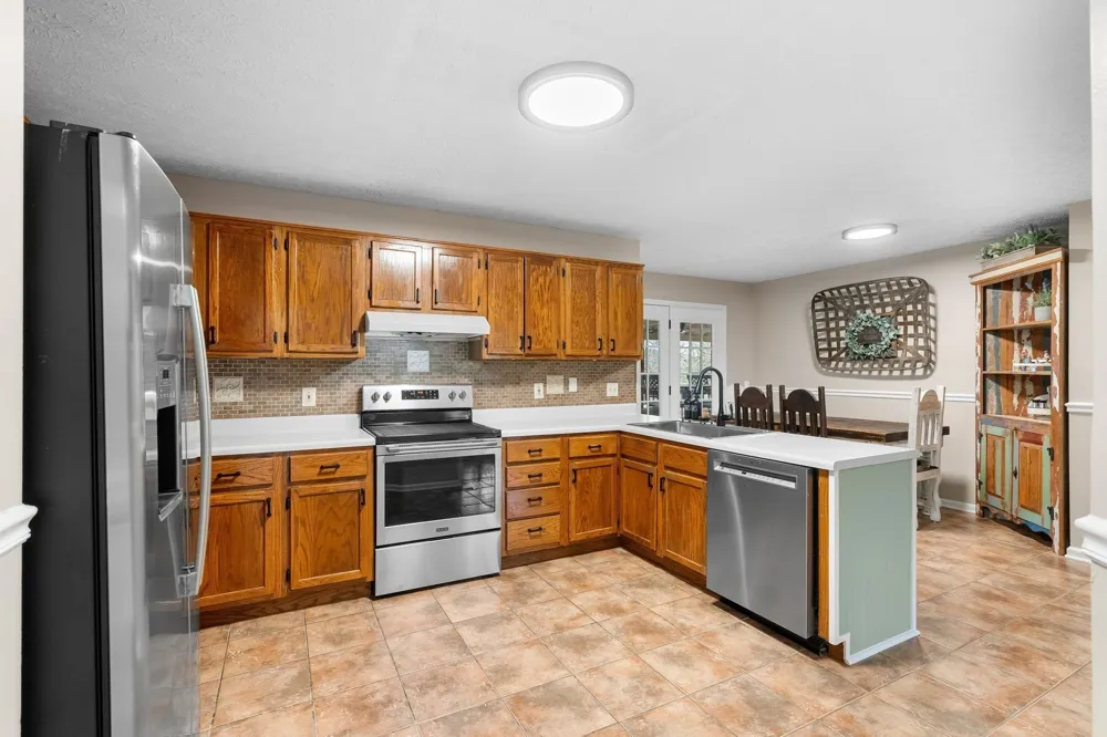 15541 Cainsville Rd Milton, TN 37118