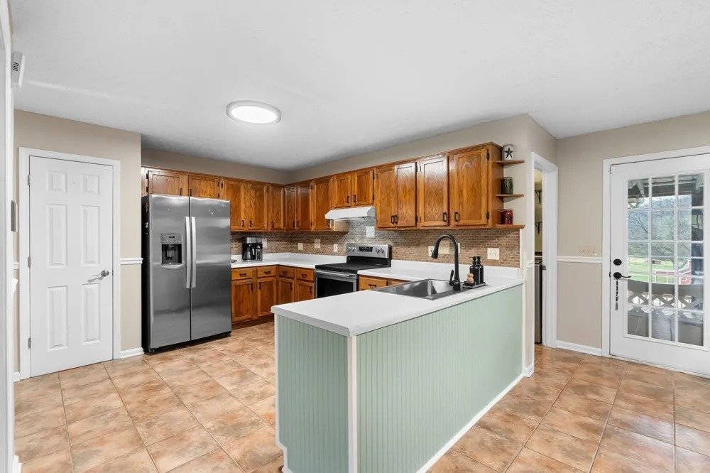 15541 Cainsville Rd Milton, TN 37118