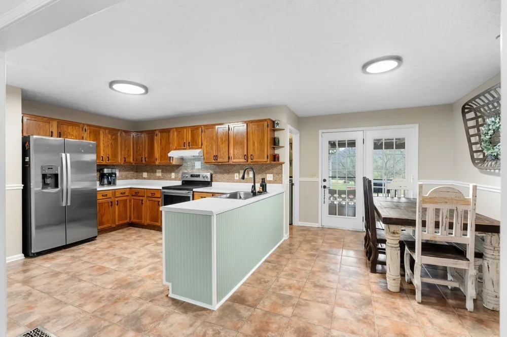 15541 Cainsville Rd Milton, TN 37118