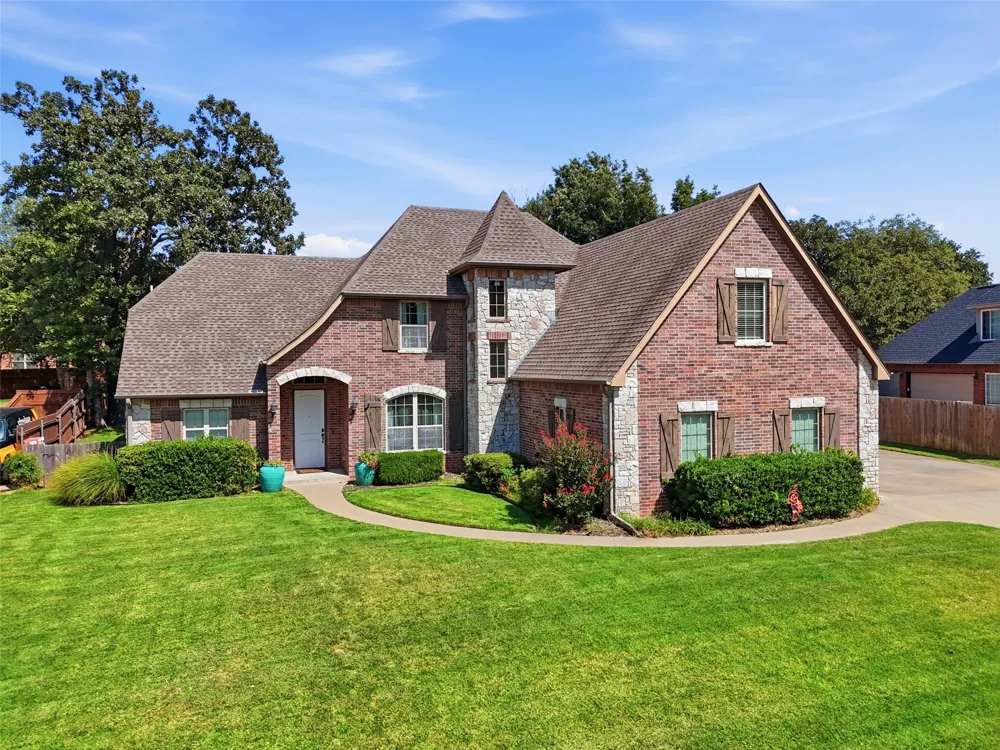 3701 S Scissortail Drive Stillwater, OK 74074