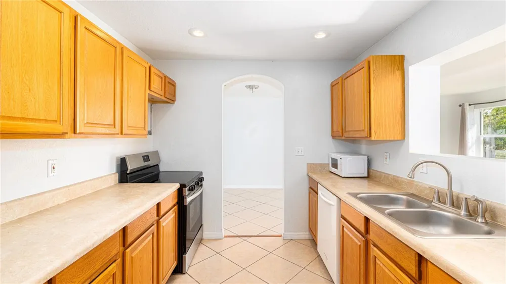 239 CHADWORTH DRIVE Kissimmee, FL 34758