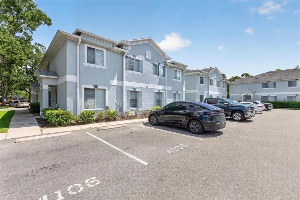 4110 WATERSIDE ISLAND COURT Tampa, FL 33617