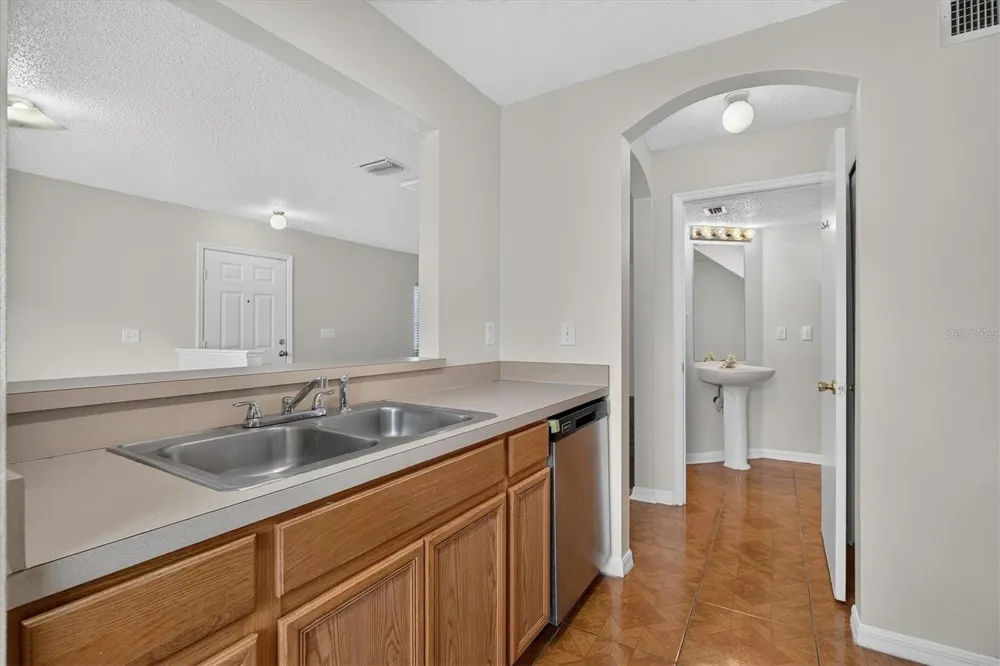 4110 WATERSIDE ISLAND COURT Tampa, FL 33617