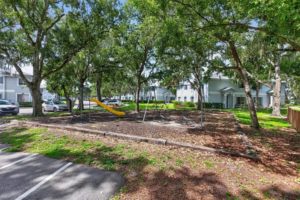 4110 WATERSIDE ISLAND COURT Tampa, FL 33617
