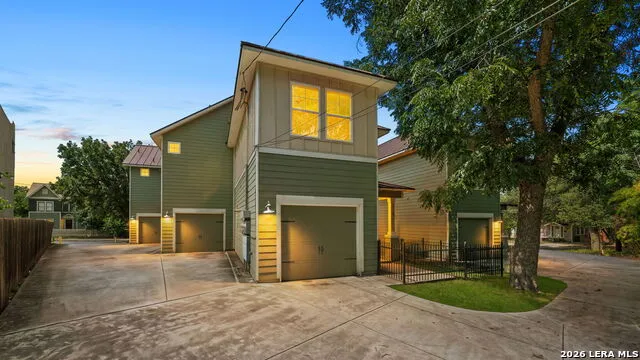 107 CLAREMONT AVE San Antonio, TX 78209