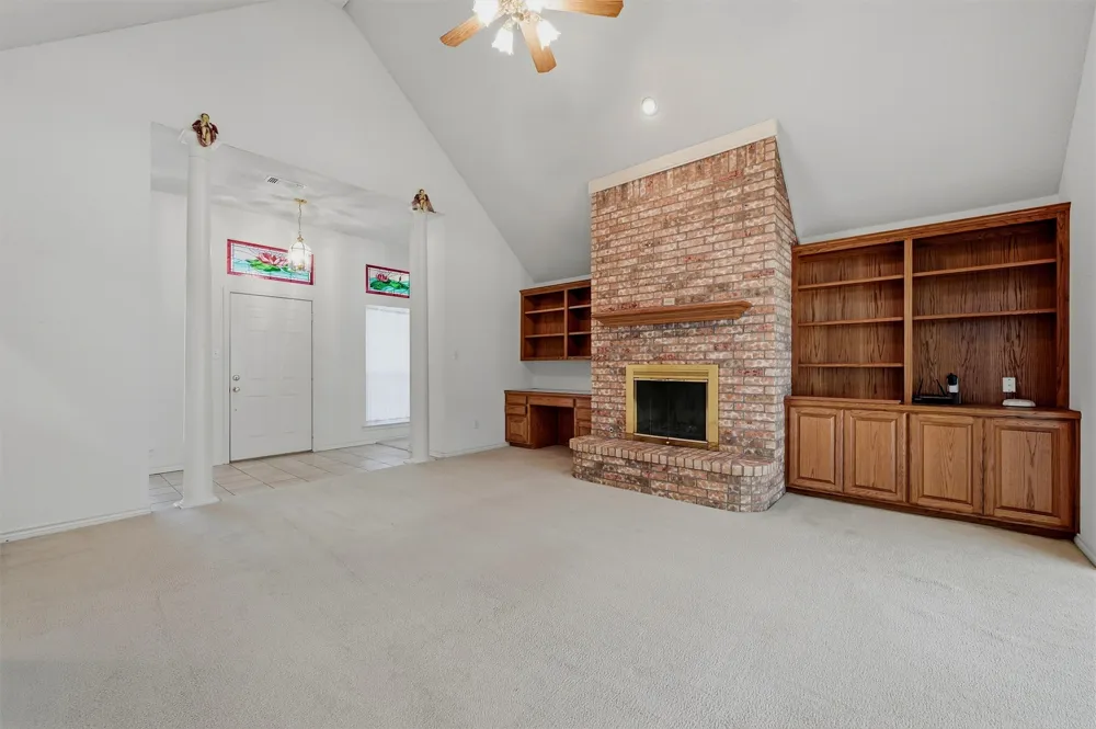 2416 Jolinda Lane Whitesboro, TX 76273