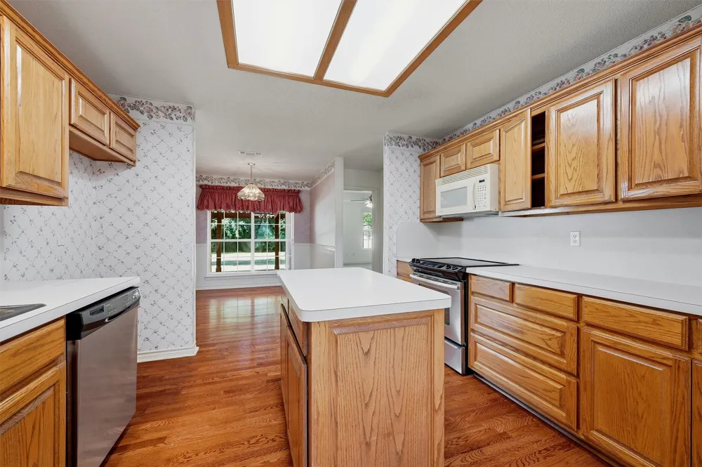 2416 Jolinda Lane Whitesboro, TX 76273