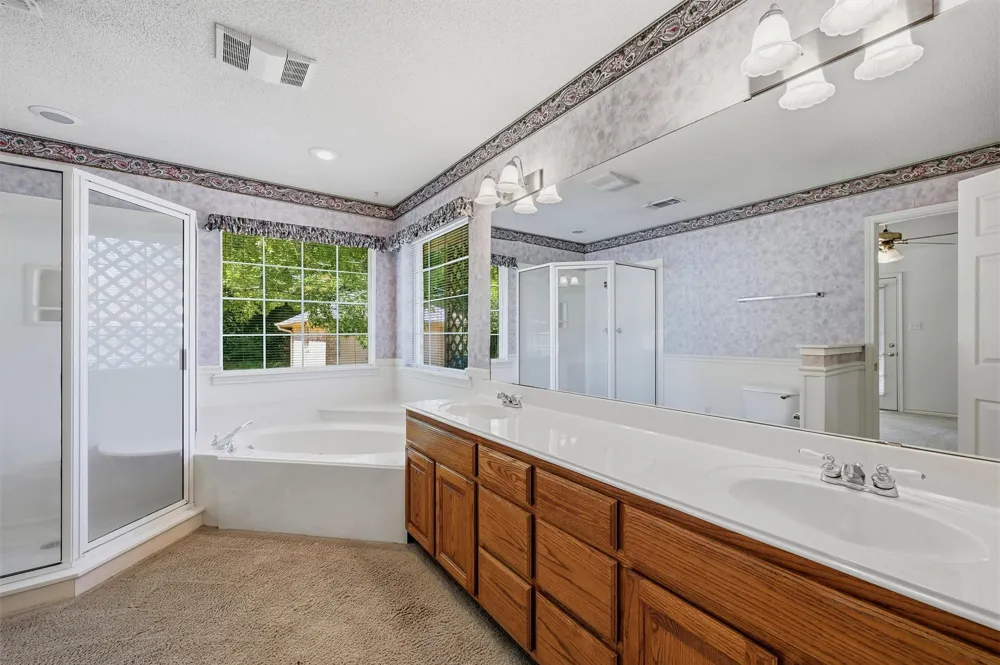 2416 Jolinda Lane Whitesboro, TX 76273