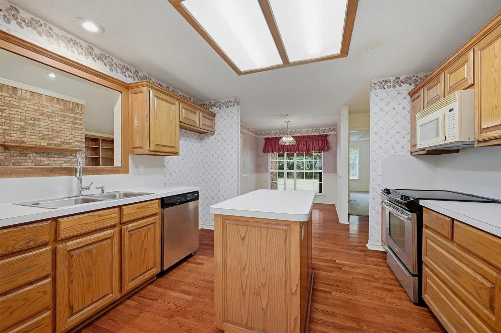 2416 Jolinda Lane Whitesboro, TX 76273