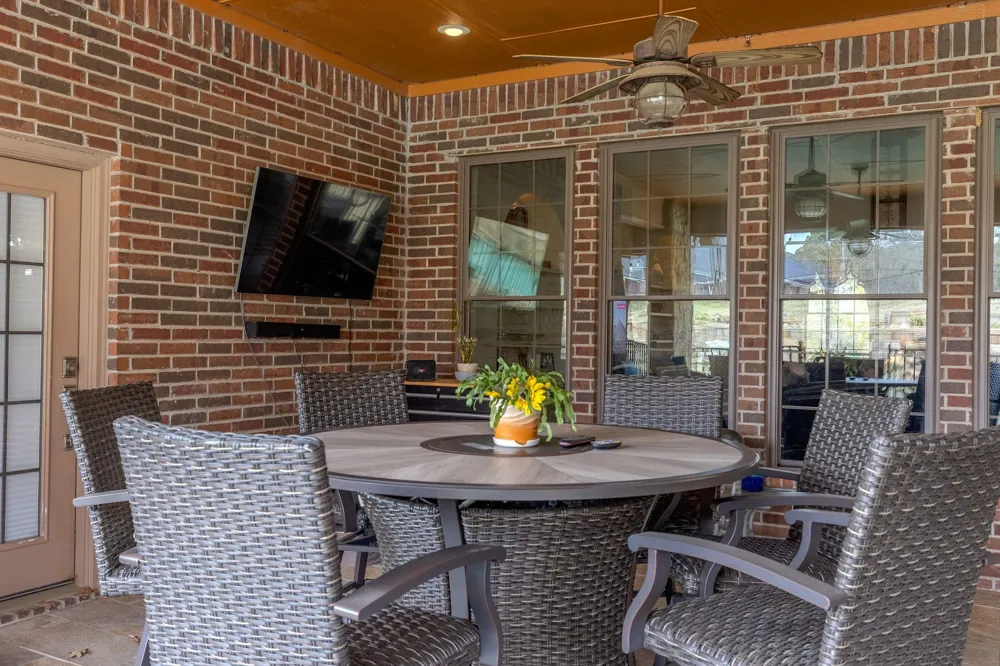 304 County Road 2311 Mineola, TX 75773