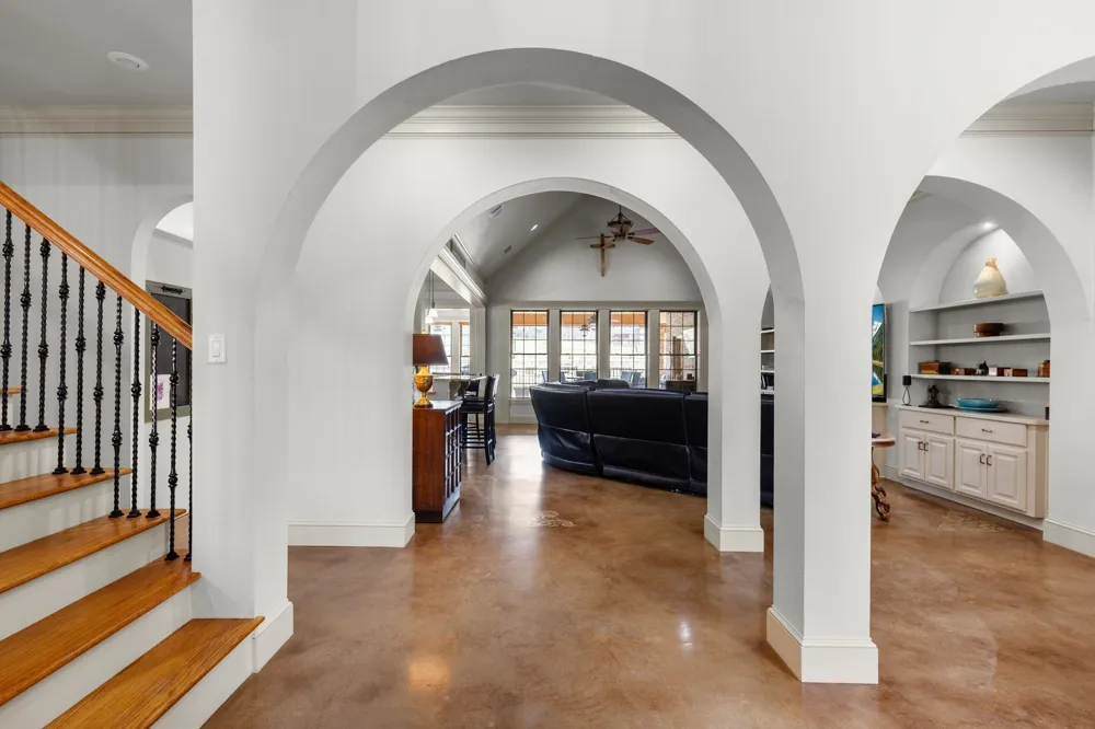 304 County Road 2311 Mineola, TX 75773
