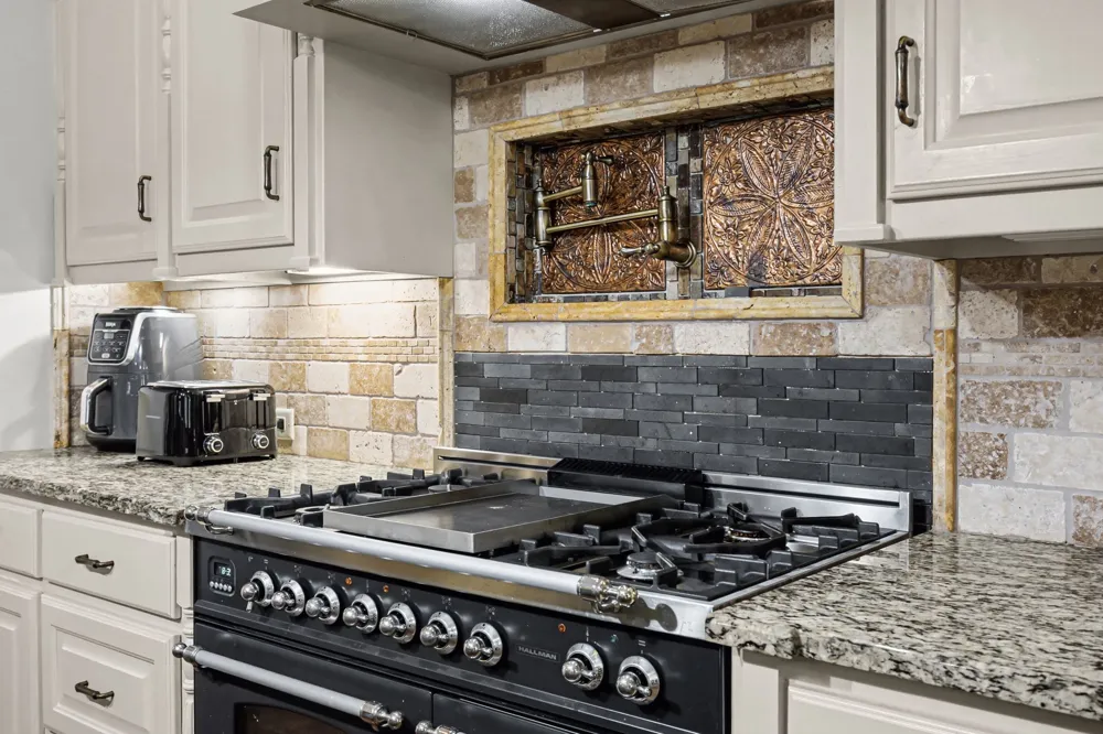 304 County Road 2311 Mineola, TX 75773