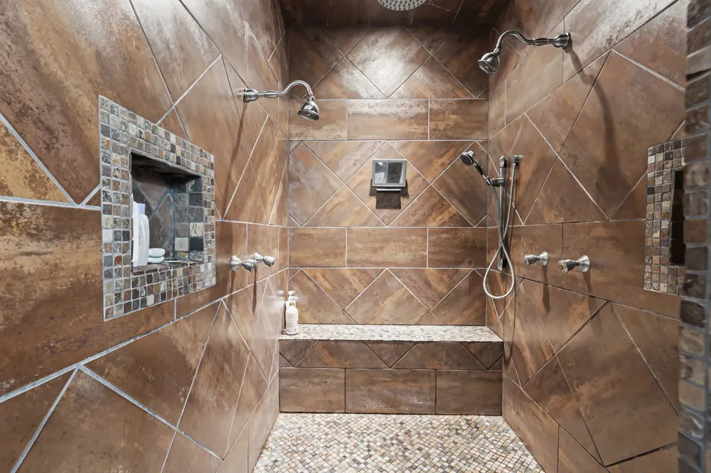 304 County Road 2311 Mineola, TX 75773