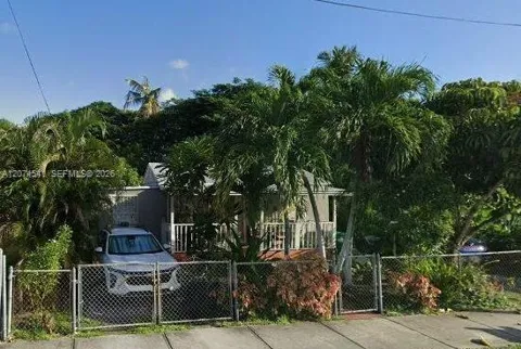 863 NW 113th St