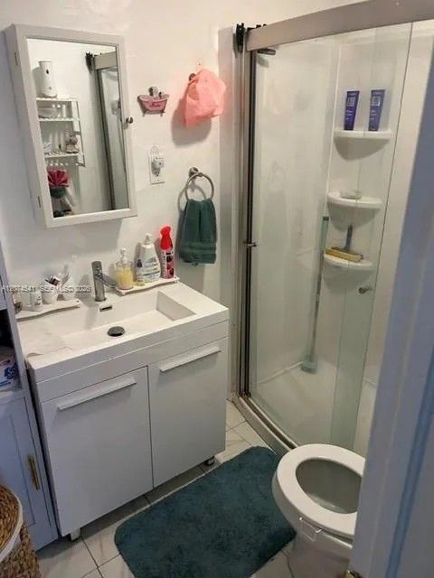 863 NW 113th St Miami, FL 33168