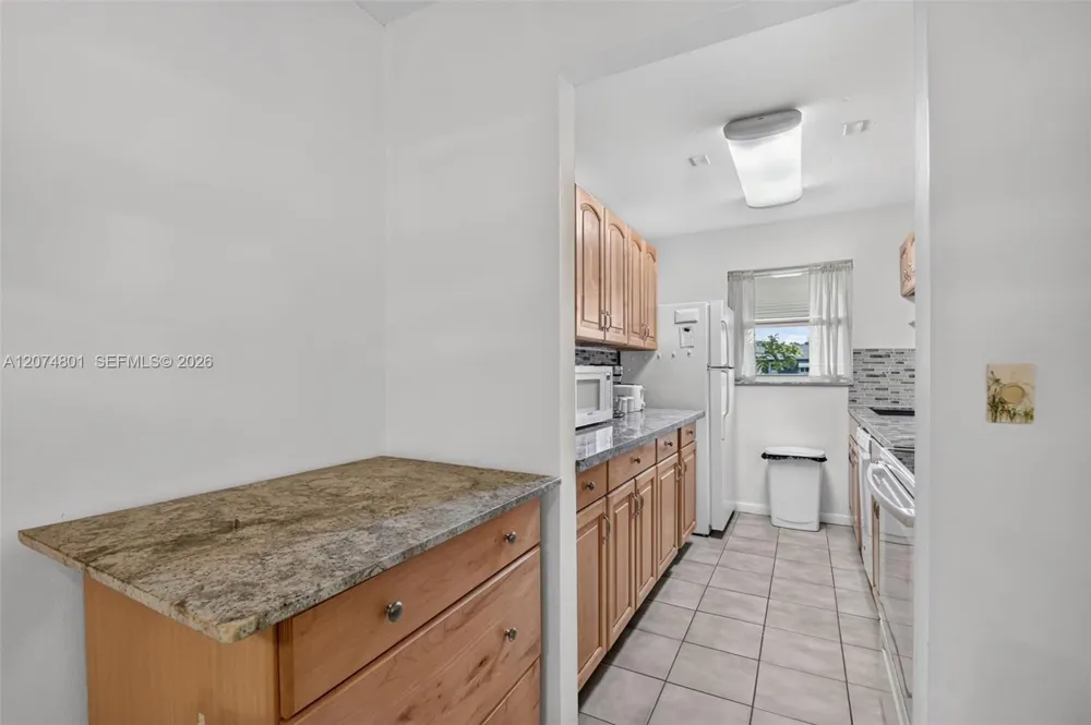 867 North Dr #B Delray Beach, FL 33445