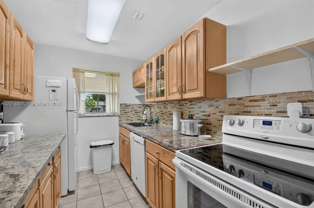 867 North Dr #B Delray Beach, FL 33445