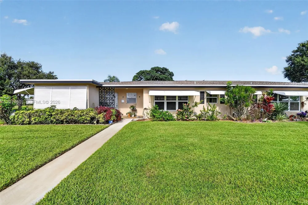 867 North Dr #B Delray Beach, FL 33445