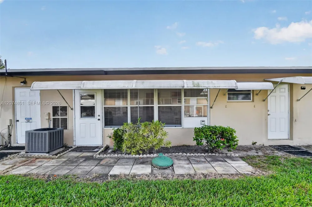 867 North Dr #B Delray Beach, FL 33445