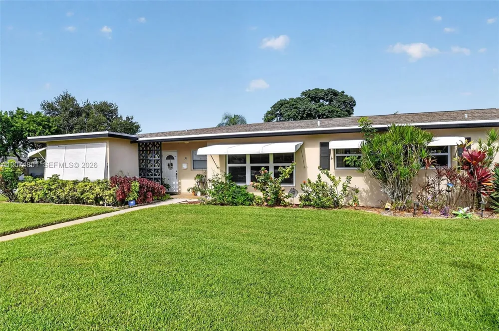 867 North Dr #B Delray Beach, FL 33445
