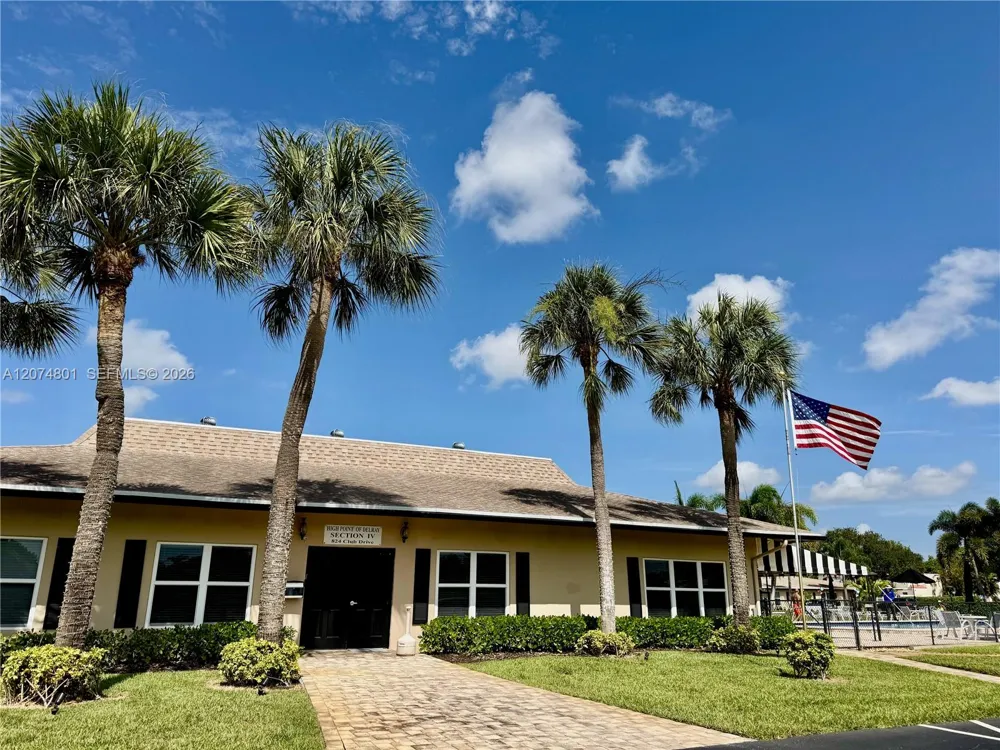 867 North Dr #B Delray Beach, FL 33445
