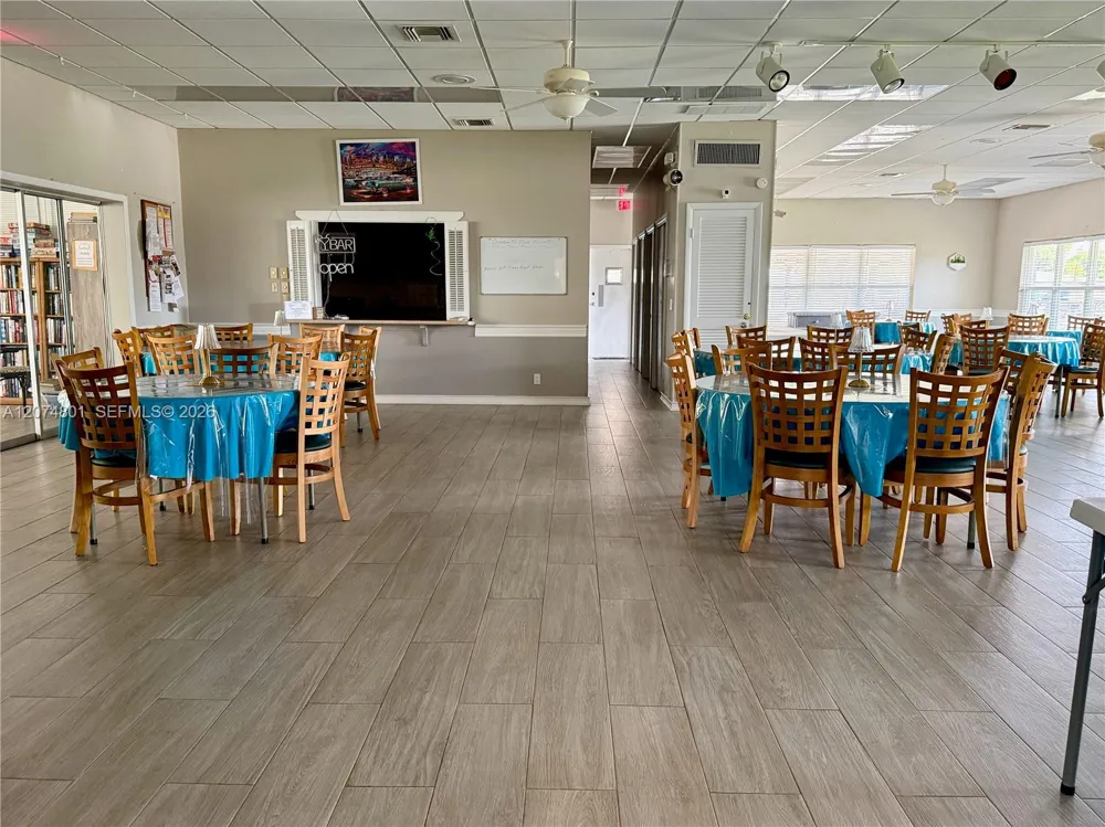 867 North Dr #B Delray Beach, FL 33445