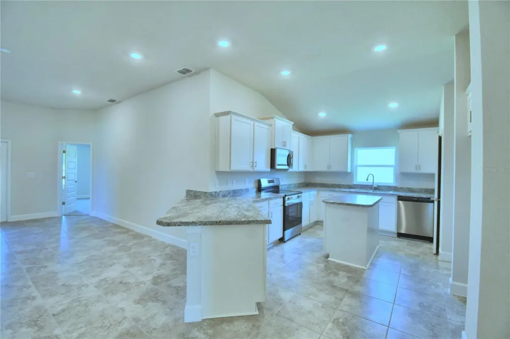 4632 CALAMINT LANE Auburndale, FL 33823
