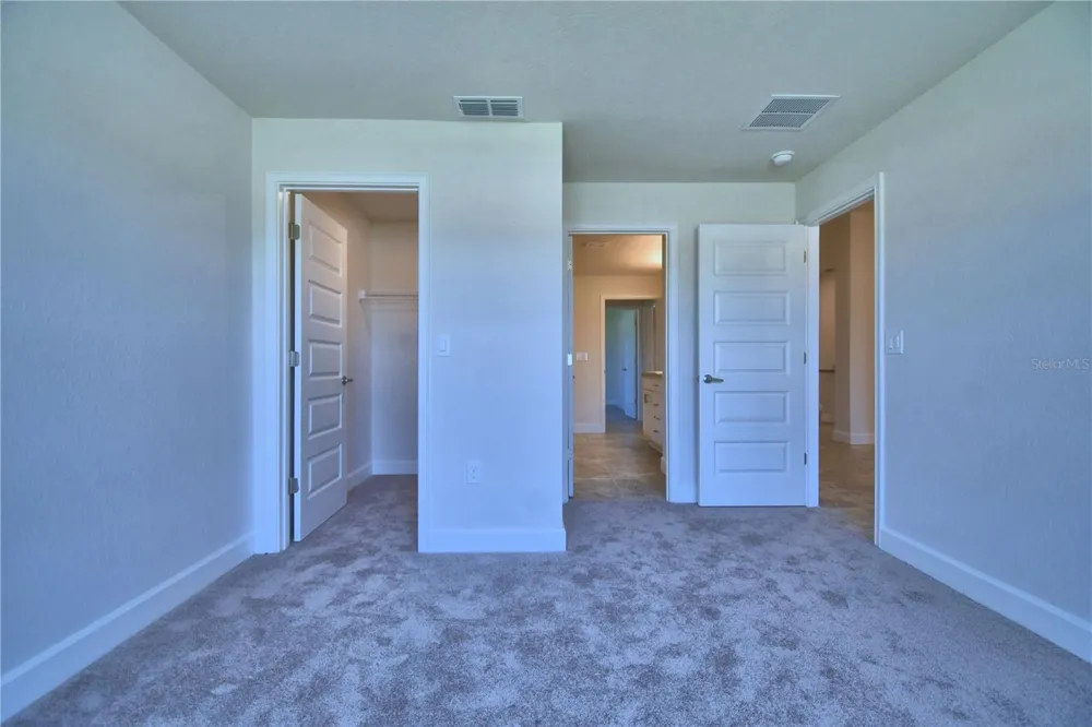 4632 CALAMINT LANE Auburndale, FL 33823